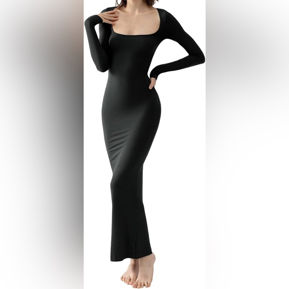 Long sleeve maxi dress in black
